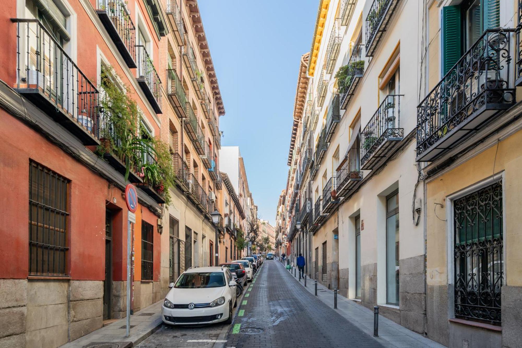Apartamento En La Plaza De Lavapies Alquiler Temporal Мадрид Екстер'єр фото